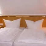 Jagdschloesschen Hotel 3*