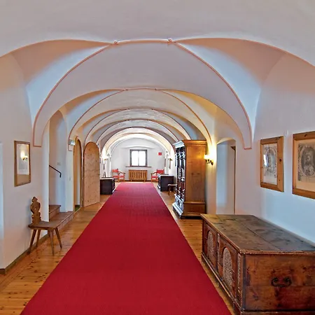 Jagdschlosschen Hotel