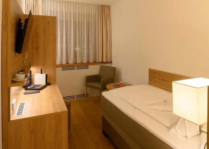 Jagdschloesschen Hotel