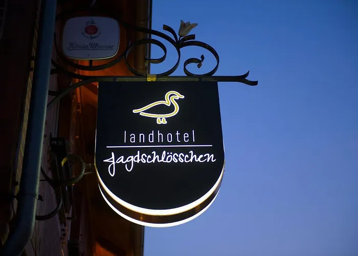 Jagdschloesschen Hotel 3*