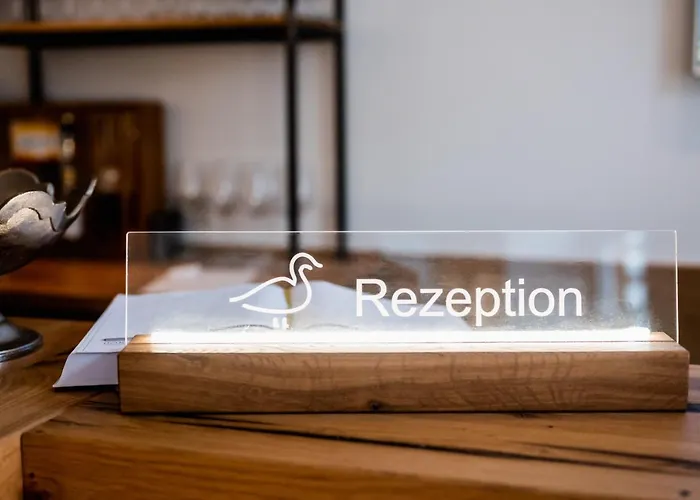 Jagdschloesschen Hotel 3*